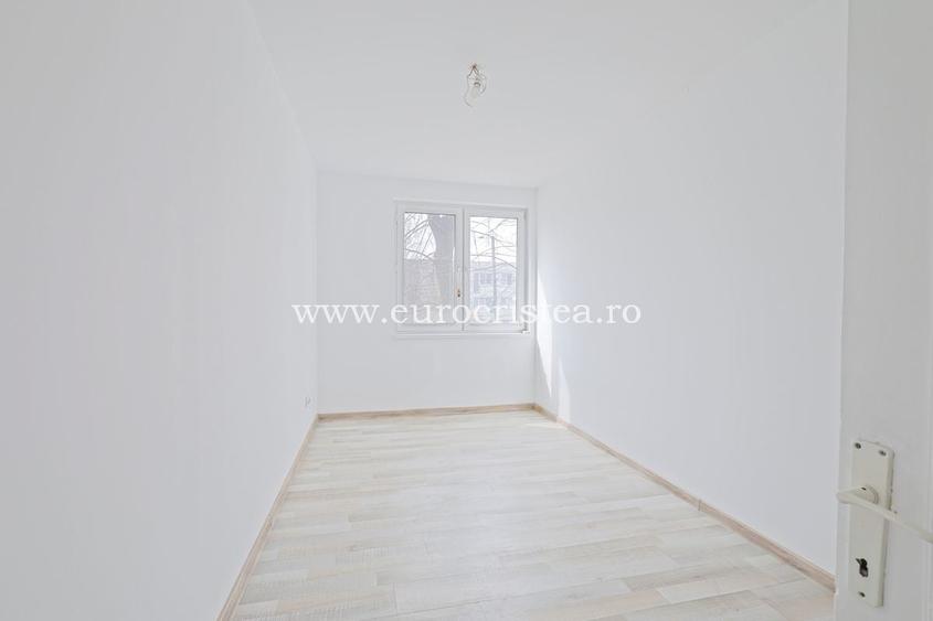 Apartament cu 4 camere de vânzare în Centru Vechi, Mangalia - 300m de plajă - 6