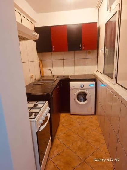 Inchiriez apartament 2 camere - 2