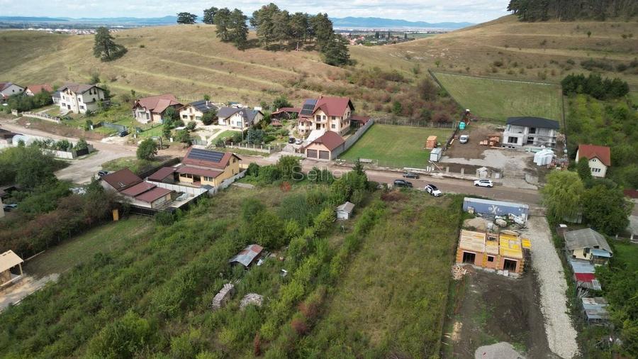 Teren intravilan - 18