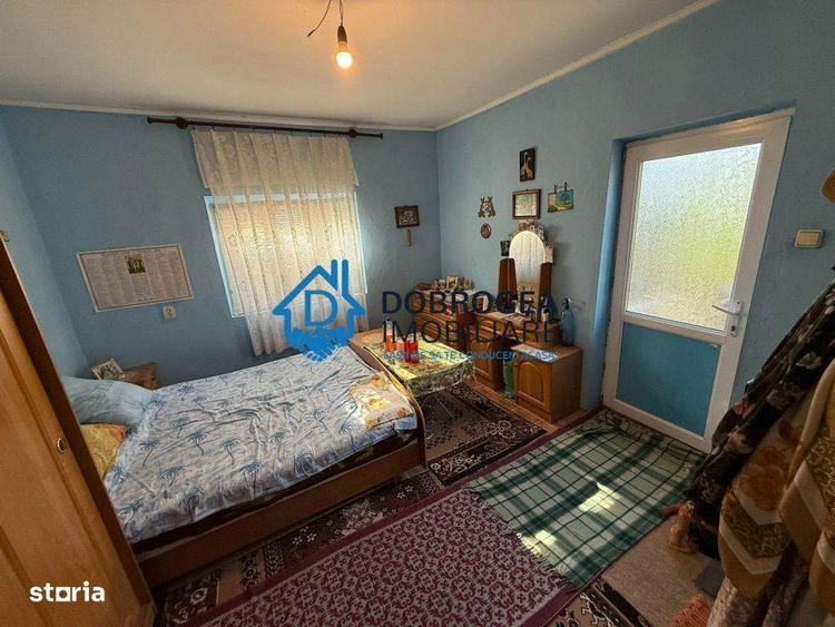 Caslita - teren 513 mp, pomi fructiferi, casa 2 camere - 7