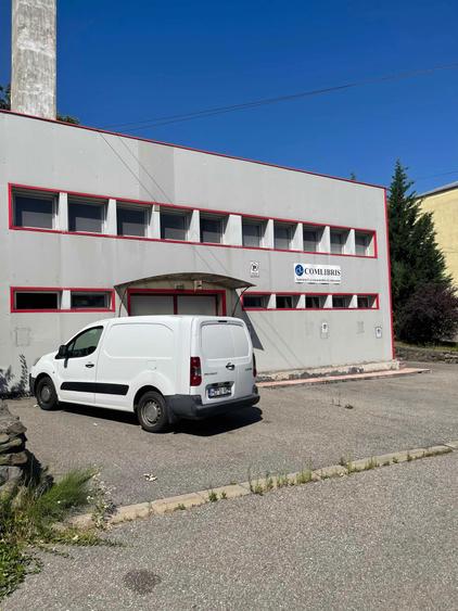 INCHIRIERE - Cladire de birouri (optional si depozite) - 2