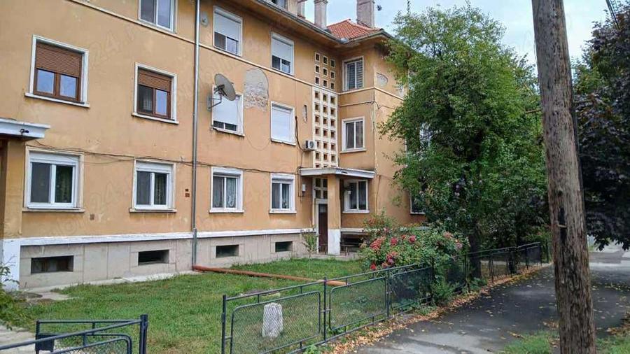 Comision 0 - Apartament cu 2 camere, zona Garii, Caransebes - 3