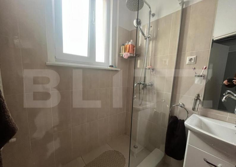 Apartament 2 camere, 67 mp, zona Cetate - 4