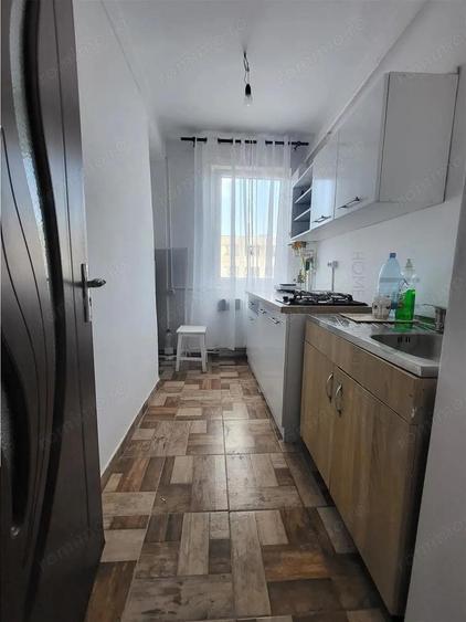 Apartament 2 Camere, Decomandat, 48 mp, etaj 3 din 4, Sud - 3