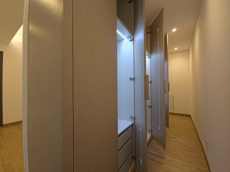 Apartament cu 4 camere în Primăverii