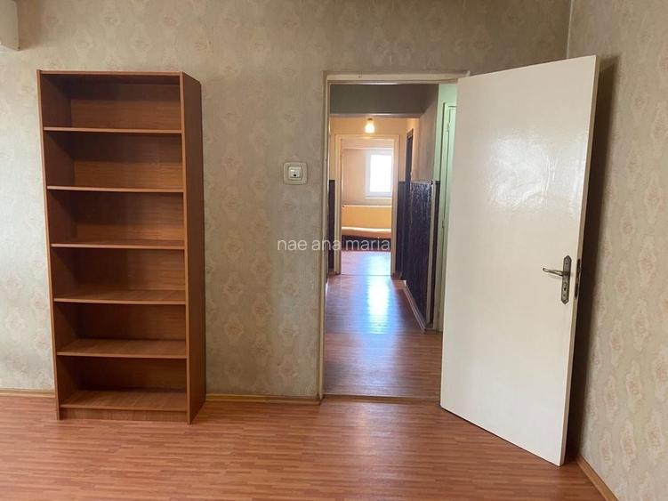 Apartament 3 camere de vanzare Pacii