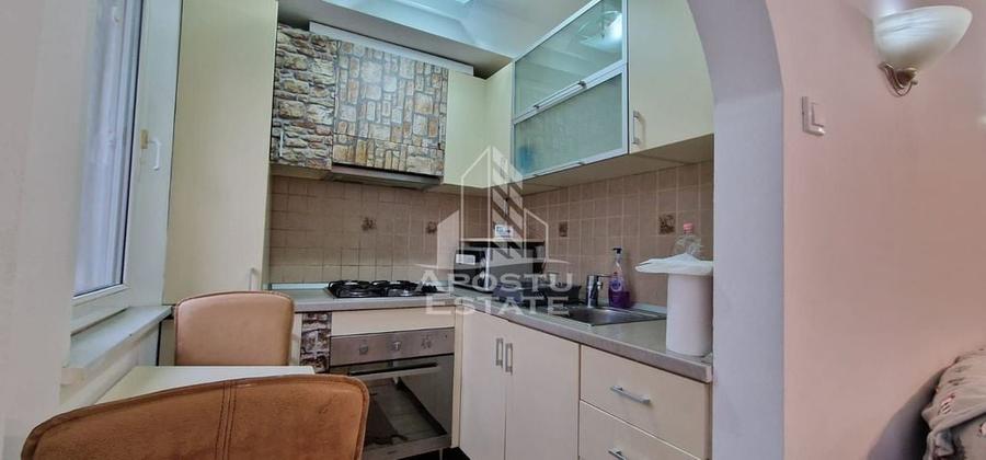 Apartament cu 3 camere , centrala proprie , Calea Sagului - 5