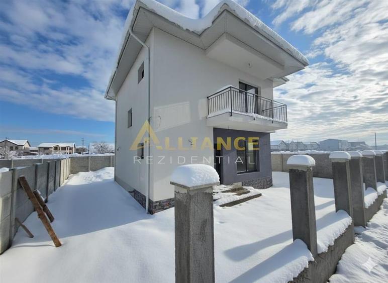 Vila individuala / 4 Camere / 2 Bai / Teren305 mp - 3