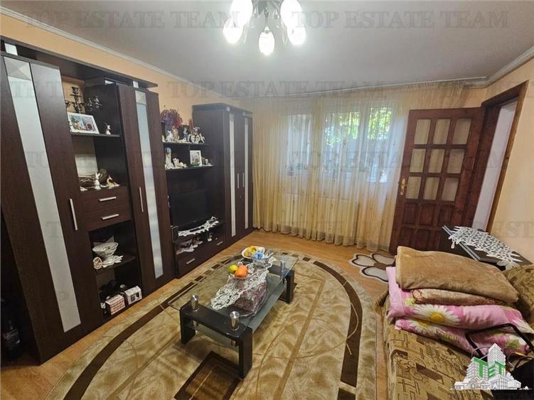 Casuta 3 camere placa peste etaj zona Margeanului - 2