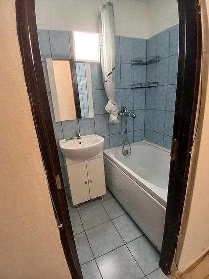 Apartament de inchiriat - 2 camere semidecomandat, zona Dacia - 1