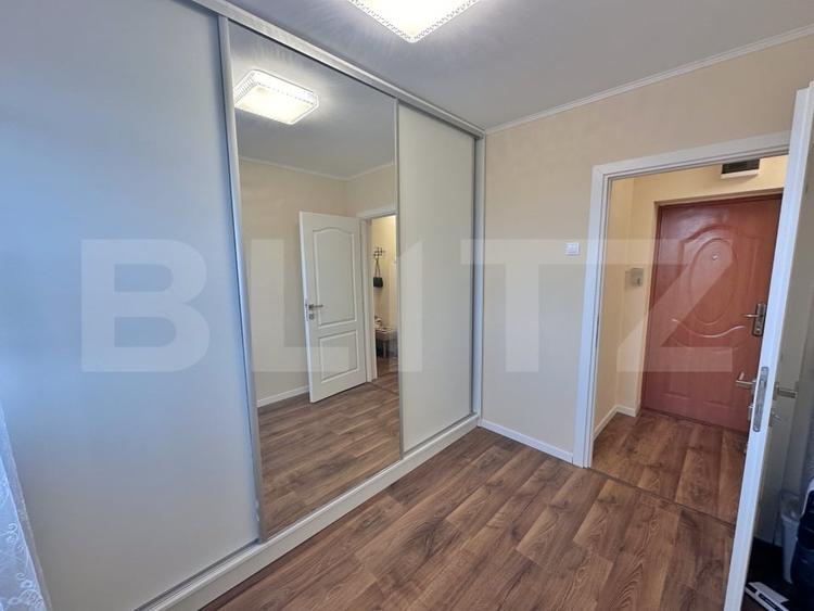 Apartament modern de 3 camere, complet renovat, zona Standard - 12