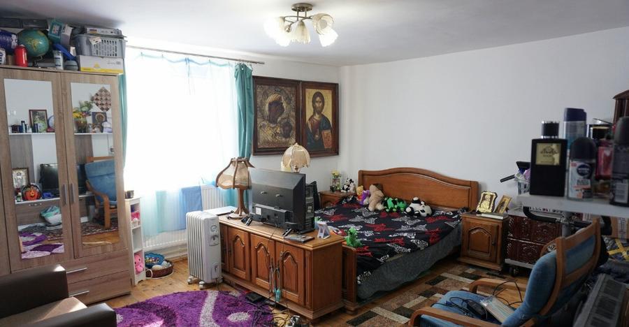 BUDESTI - CASA LANGA ORAS, TEREN 935 MP - 9