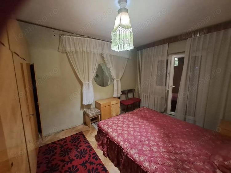 3 camere DECOMANDAT etaj 1 zona Bucovina cu 2 bai si 2 balcoane langa parcul Bucovina ... 72 mp - 13