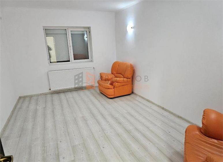 Apartament 2 camere cf 1 decomandat zona 1 Decembrie 1918 - 4