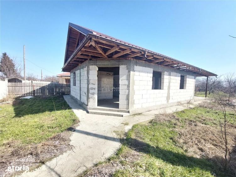 Casa tip Parter, 100 mp, teren 860 mp, comuna Galbenu - 2