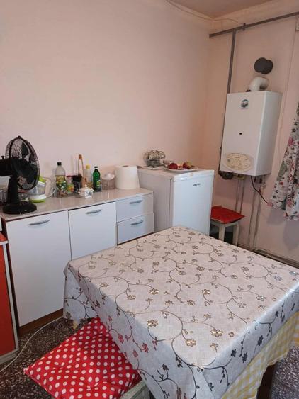Vand apartament 3 camere decoamndat Lugoj etaj 4 - 4