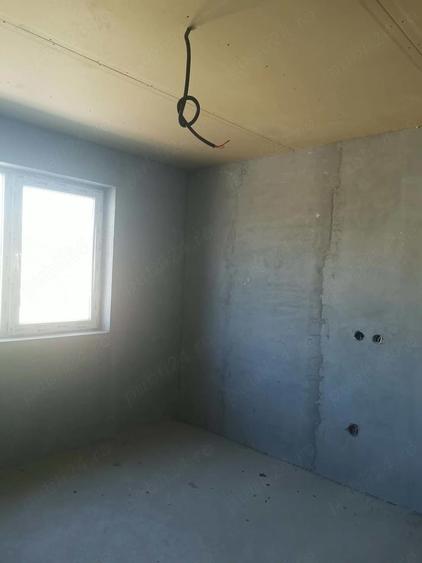 Vand apartament cu 3 camere in Bals - 4