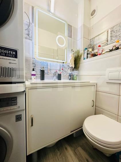 Apartament 3 camere decomandat, boxa si loc de parcare - zona Craiter - 6