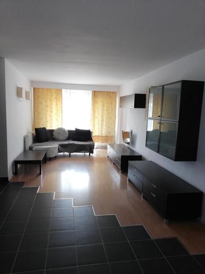 Vand apartament 4 camere 22 Decembrie - 9
