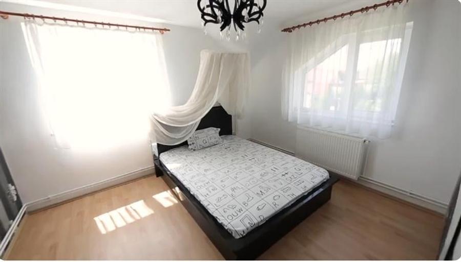 Film! Resedinta cu personalitate,piscina, comod amplasament, 1.000 mp teren - 13