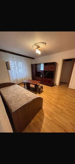 Inchiriez apartament sector 5 - 1