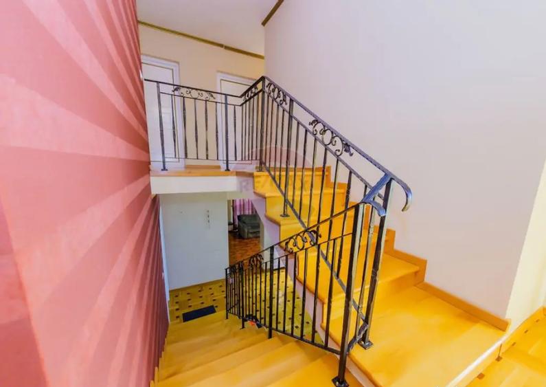 Vila cu 5 camere de inchiriat - 3