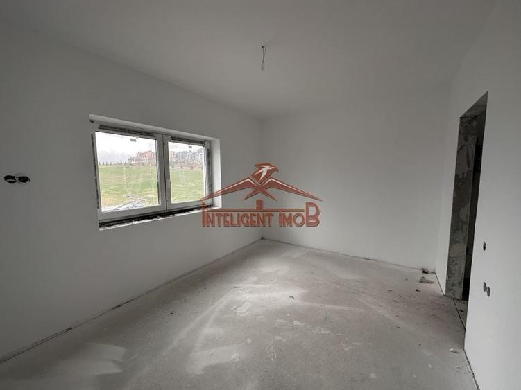 Apartament INTABULAT, 2 camere, et.1, la intrare in Cristian - 5