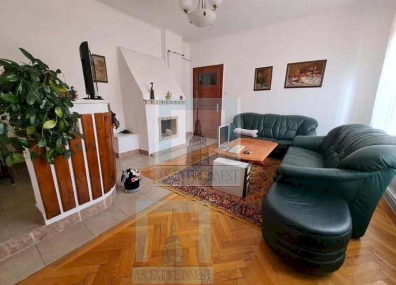 Ap 4 camere decomandat - zona Centrul Istoric - 2