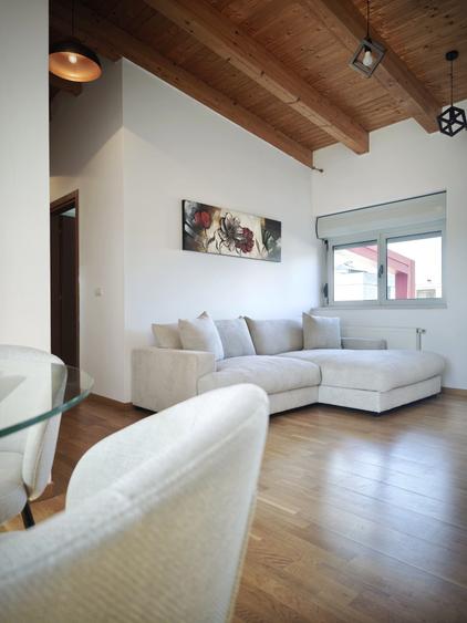 De închiriat  – Penthouse modern, strada Vasile Loichița, complex Ring - 4