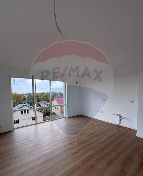 De Vanzare Apartament 3 camere Buftea - 11