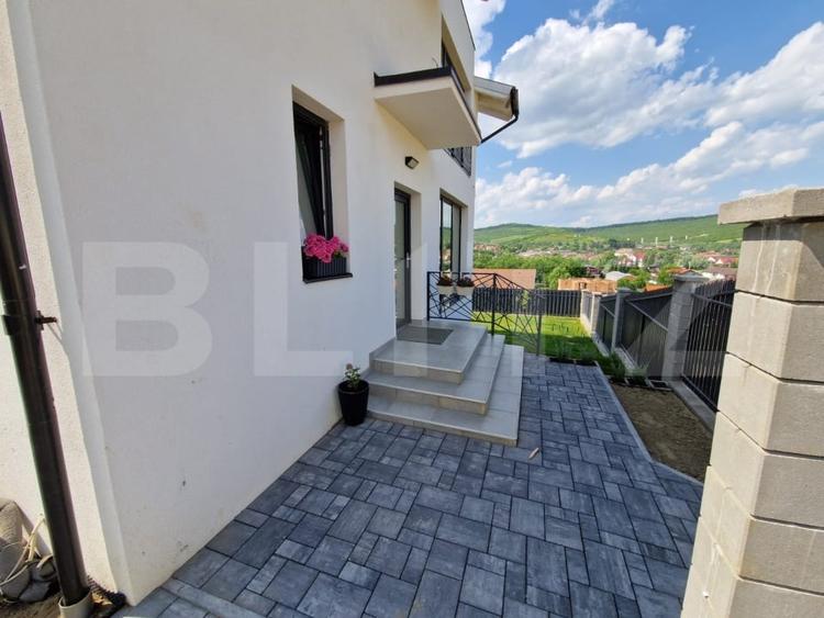 Vila superba in Livezeni, independenta energetic - 7