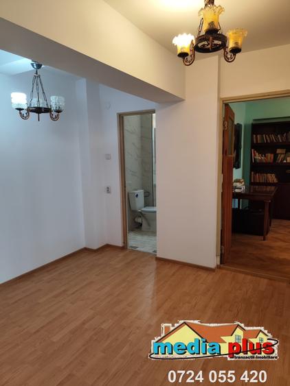 Vanzare  apartament  3 camere  Mazepa I - 5