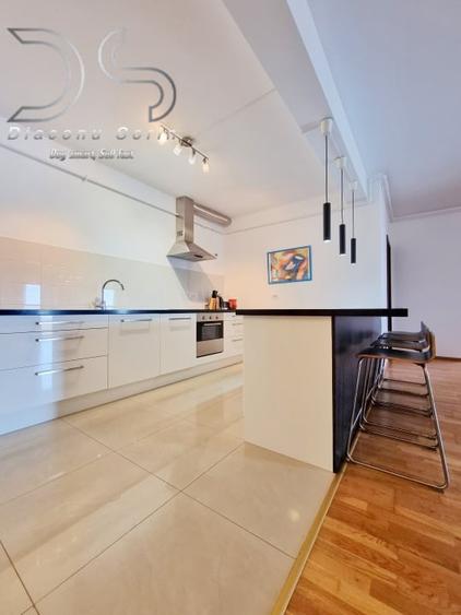 Apartament cu 4 camere, vedere la lac, piscina privata si personalitate multipla - 4