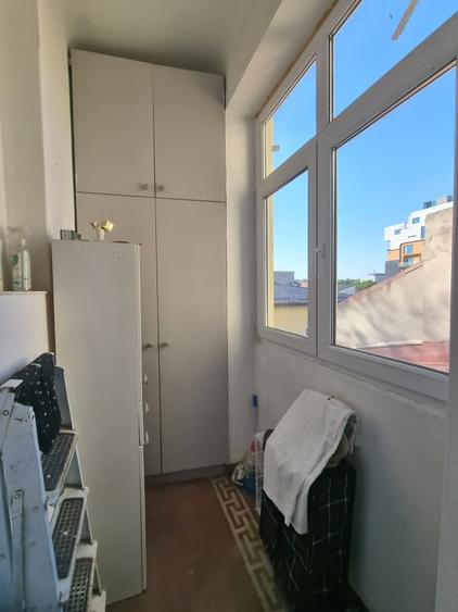 Dacia - 3 Camere - Garaj - Curte - 23