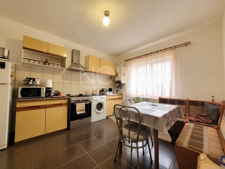 Casa tip duplex cu garaj si deschidere la 2 strazi, Selimbar - 6