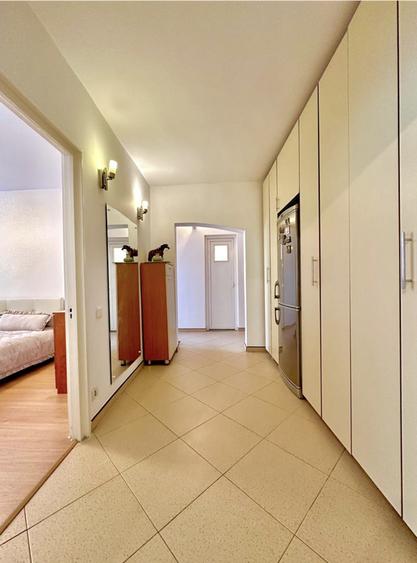 Piata victoriei, Nicolae Titulescu - 6