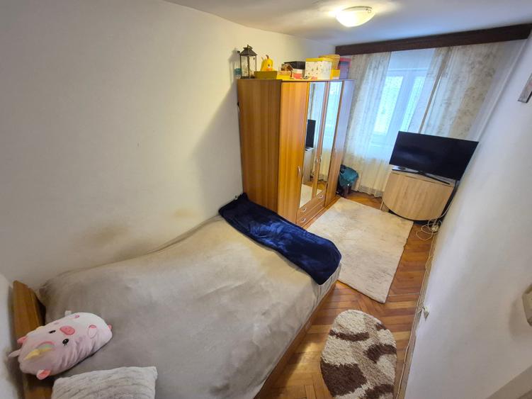 3 Cam-Spitalul Judetean-5 Min Centru-Parter-53MP--Mobilat-Centrala--75.000 Euro - 5