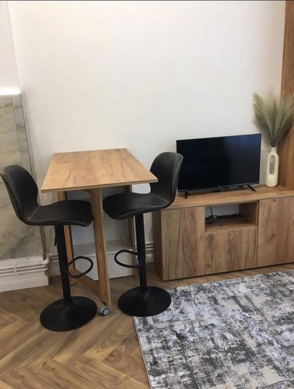 Inchiriez garsoniera langa piata Astra - 4