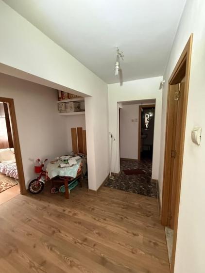 Oferta RARA! 4 Camere 80mp dubla vedere - Zona Canta - Etajul 2/5 ! - 5