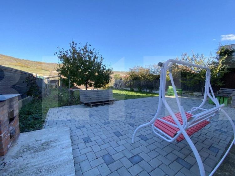 Casa compusa din 2 corpuri, 6 camere, 500 mp teren, Chinteni - 4