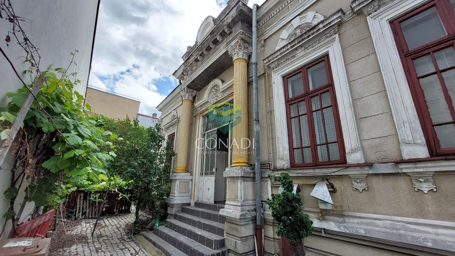 Vila de vanzare -  zona Victoriei - 2