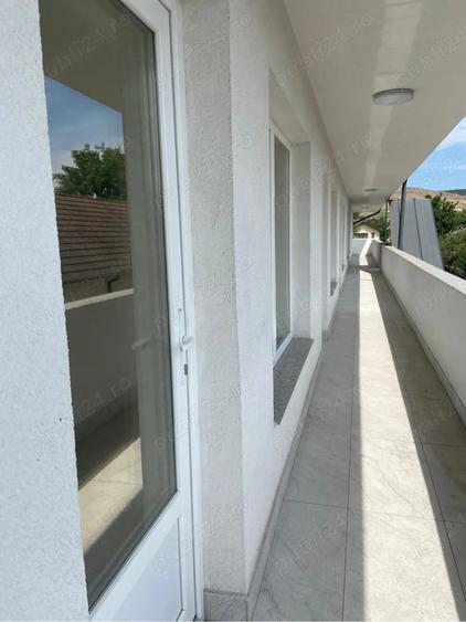 inchiriez local 60 m2 - 3