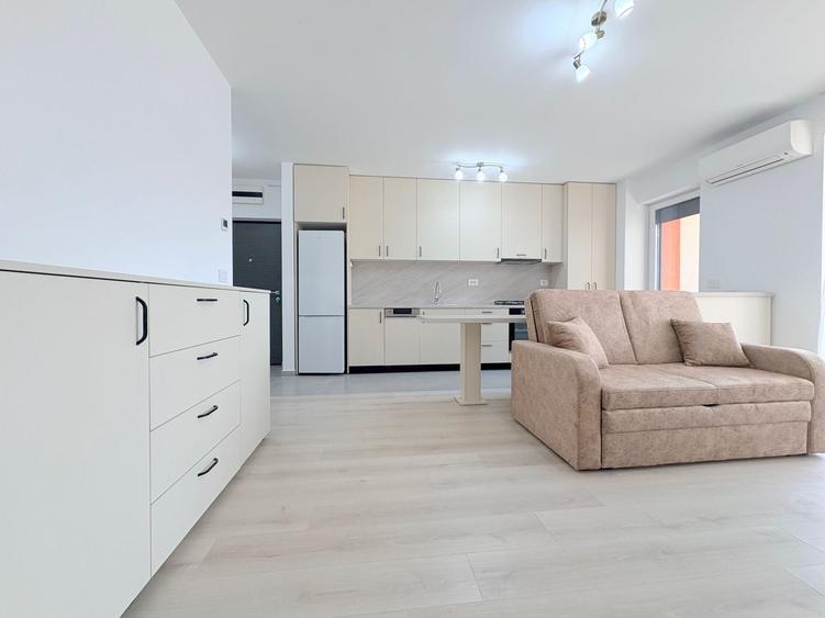 Apartament cu 3 camere decomandat, mobilat în Lipovei