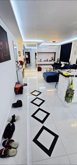 Apartament cu 2 camere decomandat în Florești