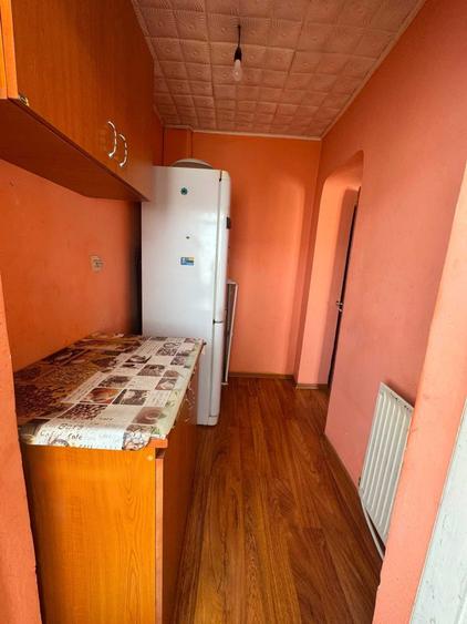 Garsonieră semidecomandată în Lotrului