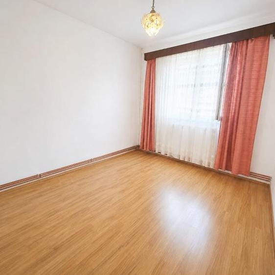 Apartament cu 2 camere semidecomandat în Astra