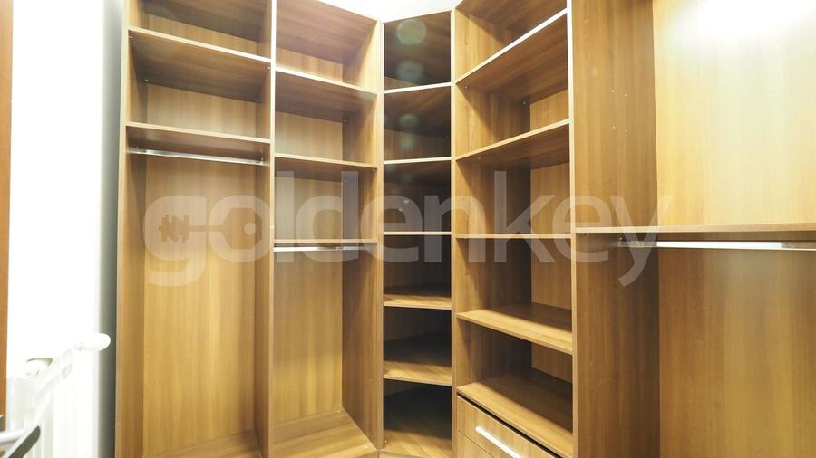 Apartament cu 3 camere decomandat, mobilat în Primăverii