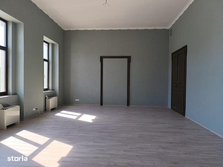 Spațiu comercial, de 200 mp, în Aurel Vlaicu