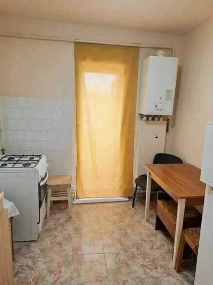 Apartament cu 2 camere decomandat în Vărsătura