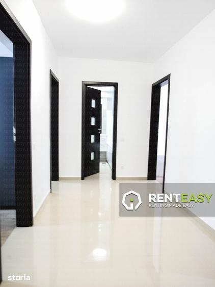 Apartament cu 4 camere în Independenței